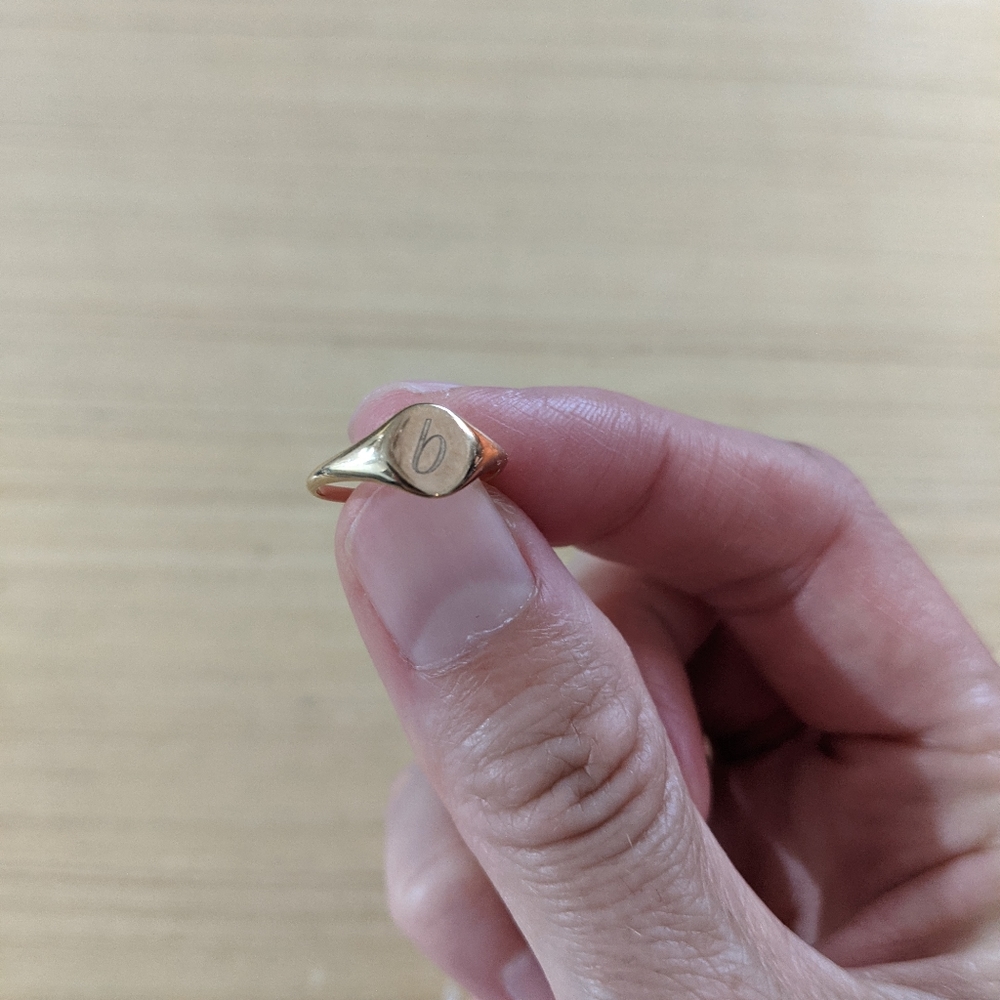 Pinky signet ring 10k